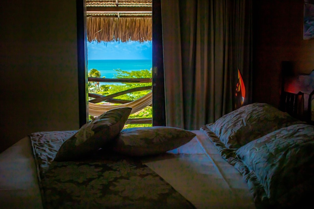 Standard Double room with ocean view (full double bed)