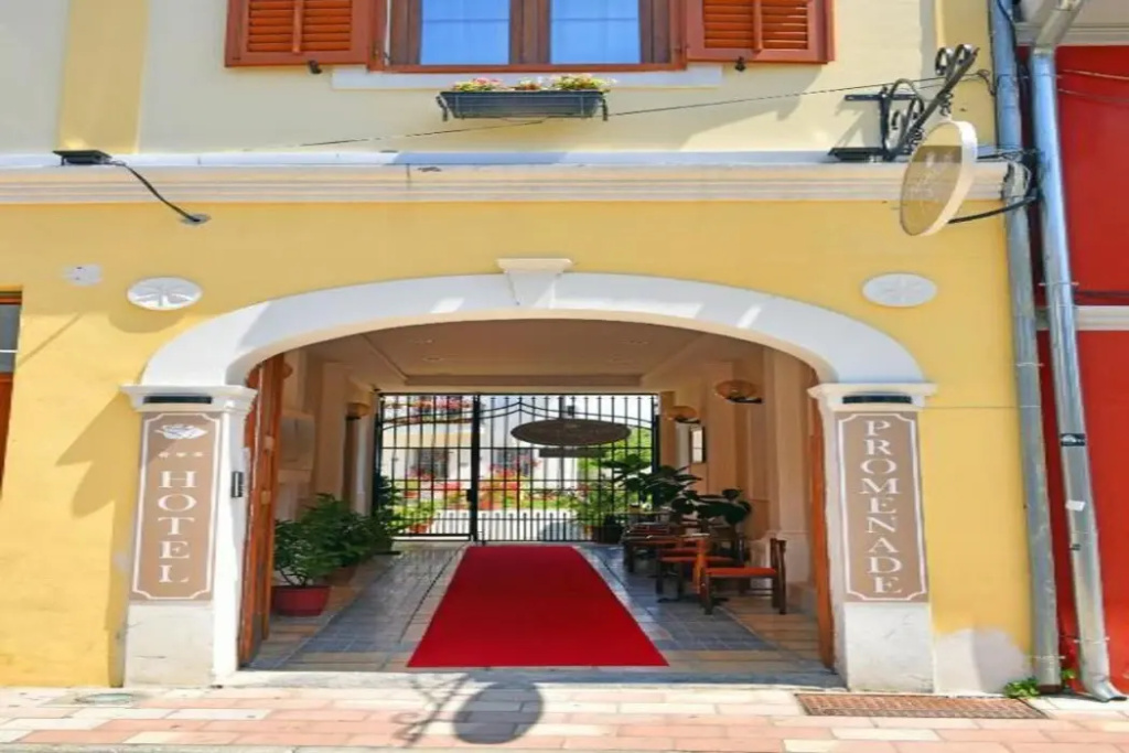 Hotel photo 25