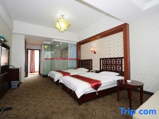 Deluxe Double room (full double bed)