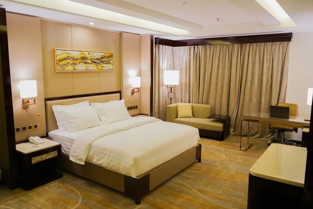 Hotel photo 1