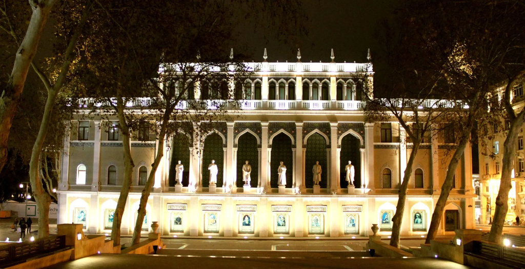 Central Baku Hotel — фото