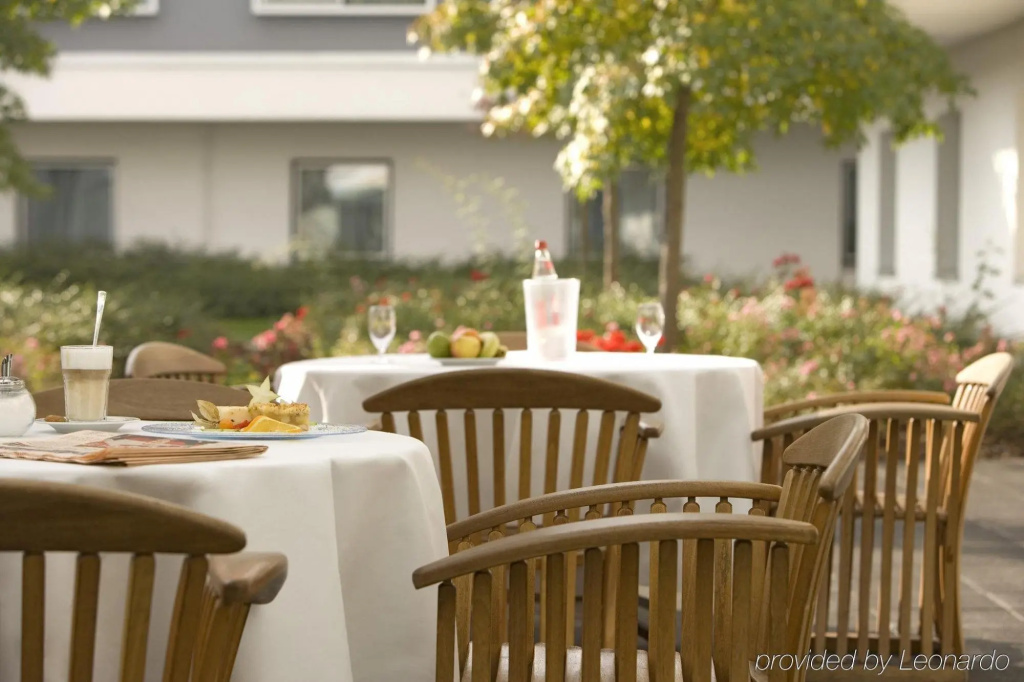 Balcony & Terrace