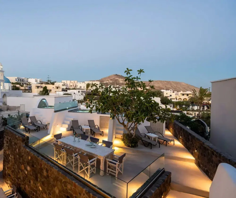 Yiota Collection 4 Suites & 4 Prive Jacuzzi