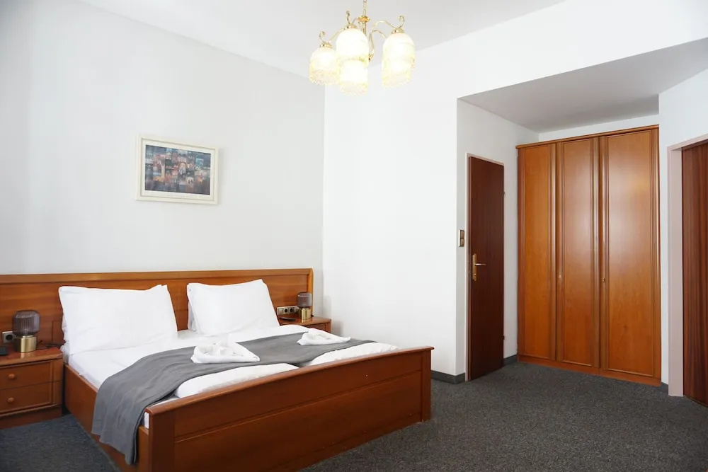 Hotel Pension Lumes - Self Check-In - Chambres