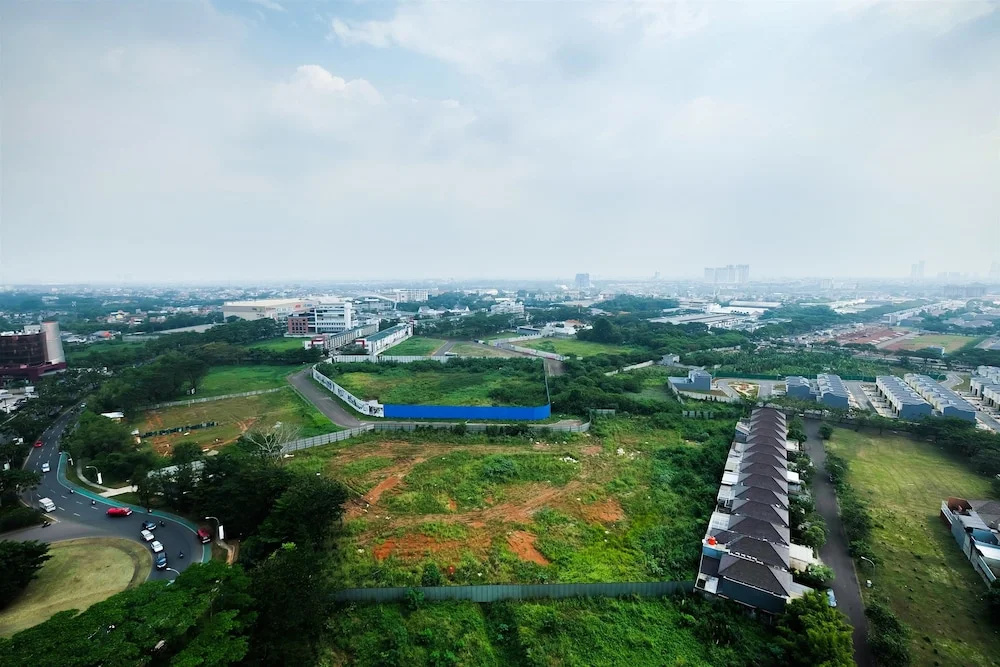 Best Price 1BR Brooklyn Apartment near IKEA Alam Sutera by Travelio