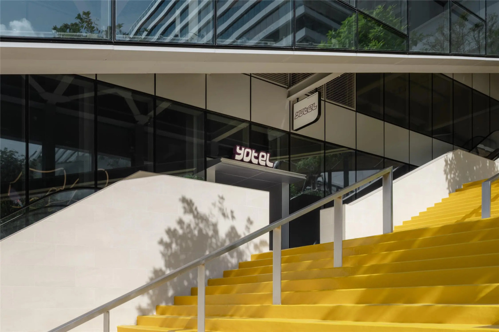 YOTEL Bangkok Sukhumvit, Select by Hilton
