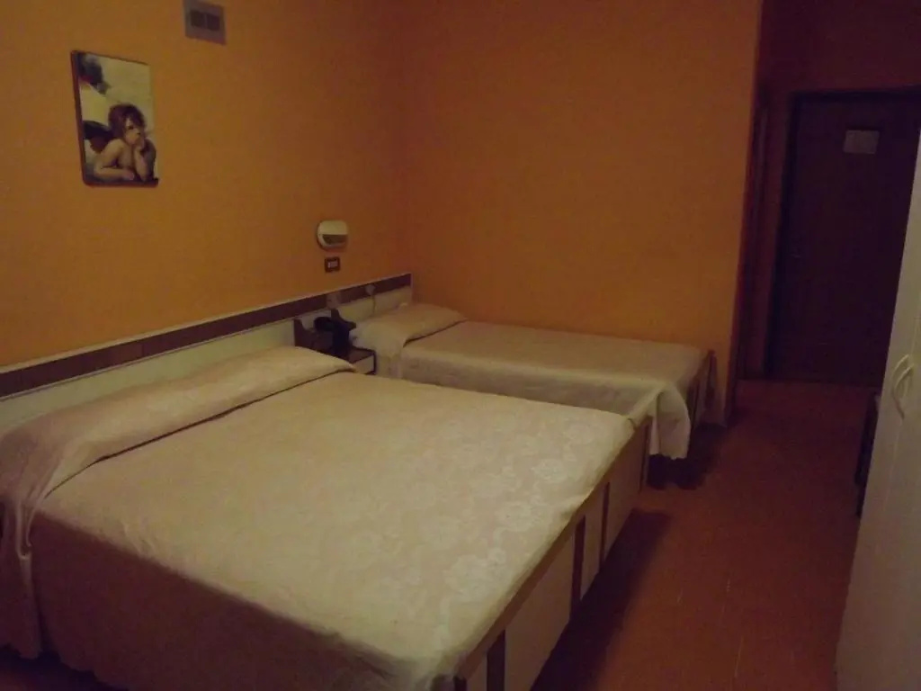 Hotel Cristina - Chambres