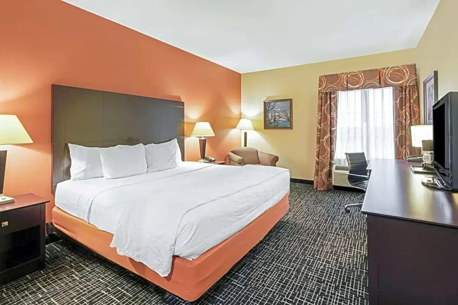 La Quinta Inn & Suites by Wyndham McAlester - Chambres