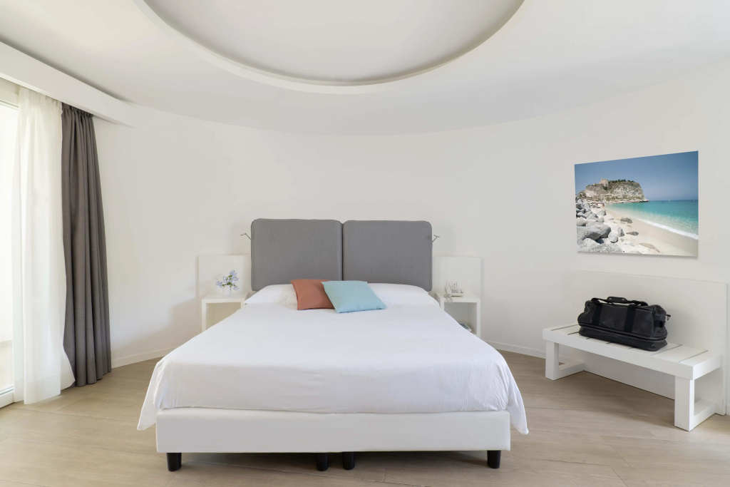 Infinity Resort Tropea — 2