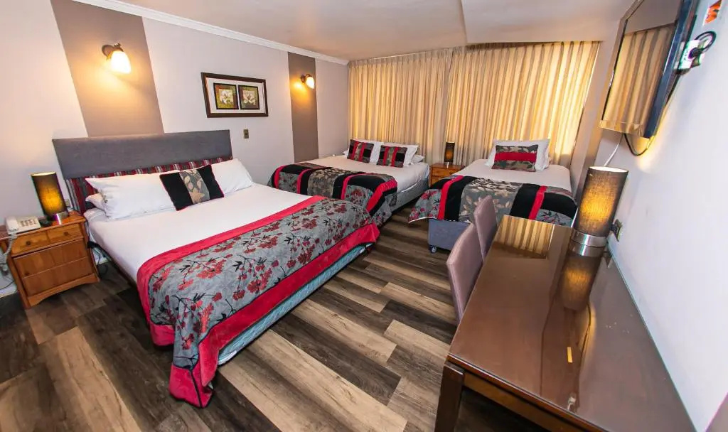 Standard Triple room