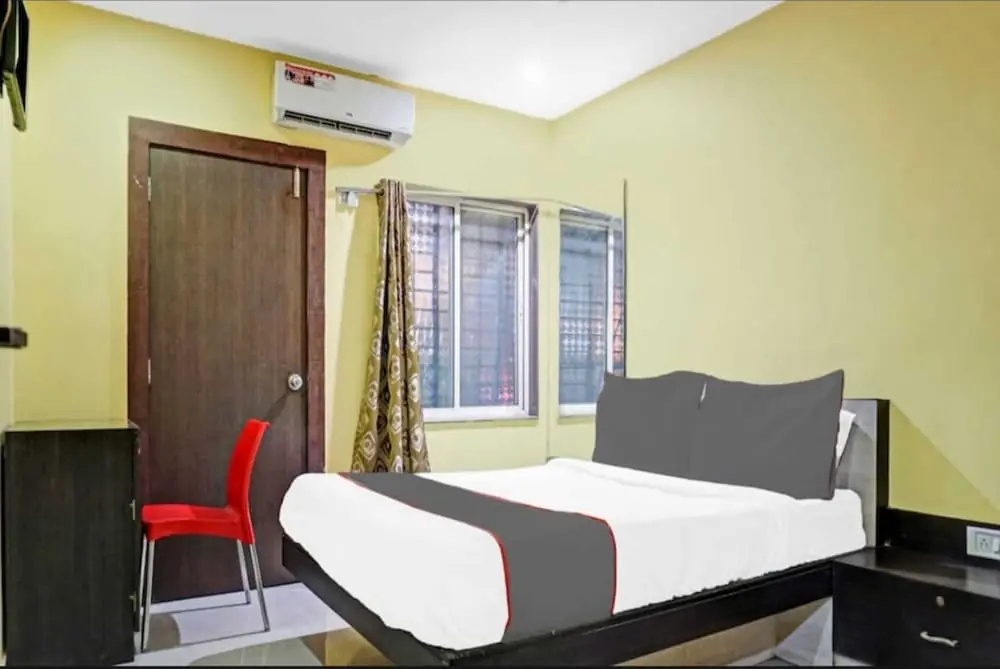 Deluxe Double room (full double bed)