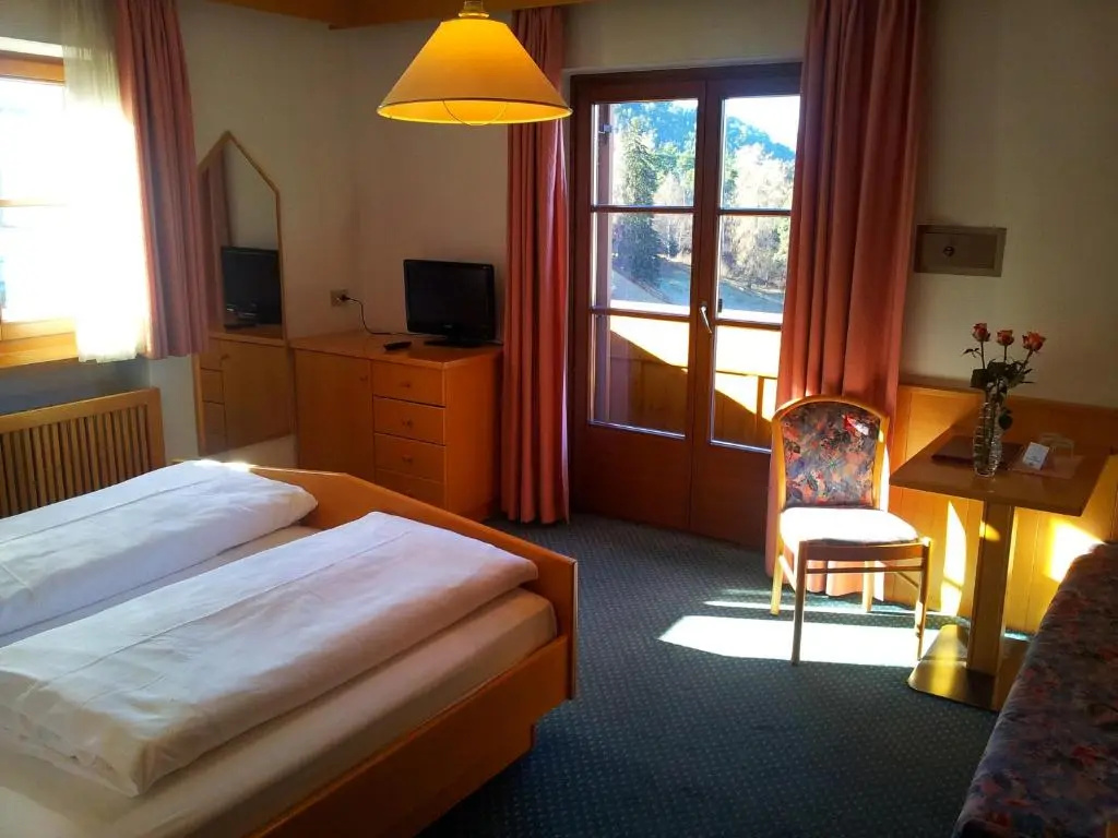 Standard Double room (full double bed)
