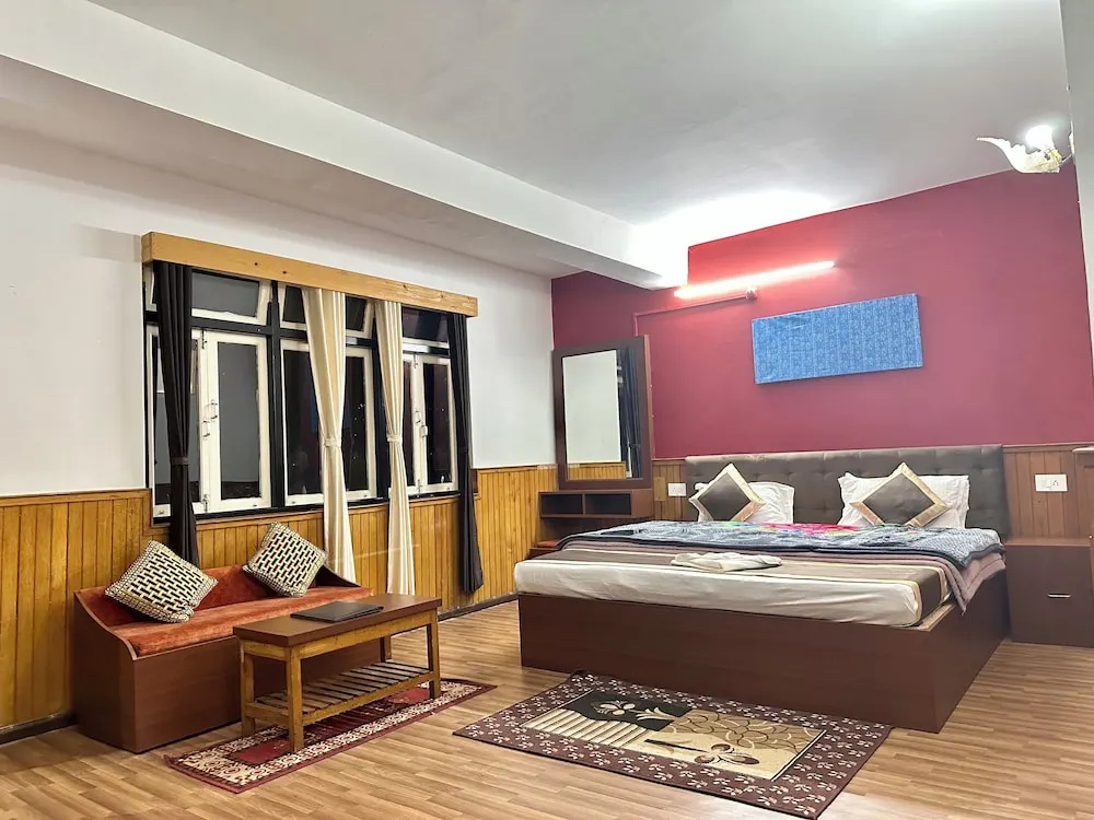 Deluxe Single room