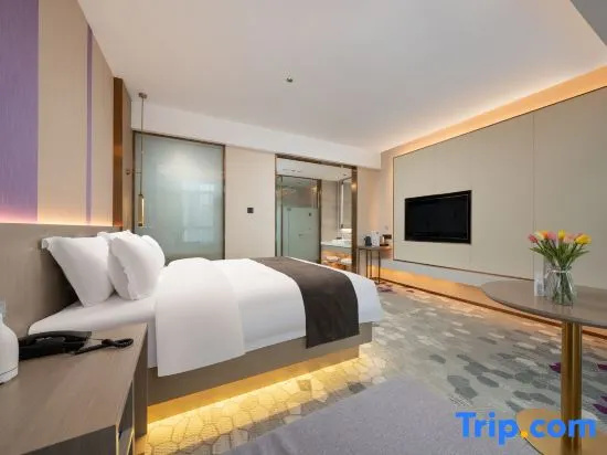Deluxe Double room (full double bed)