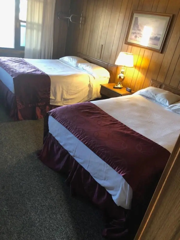 Economy Quadruple room with balcony