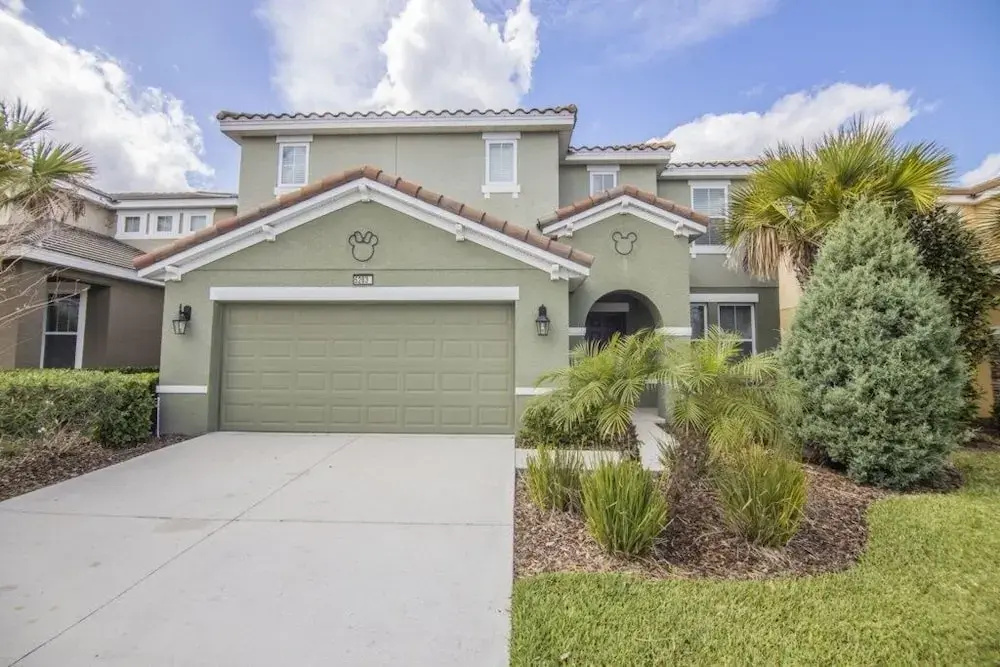 The Chester Solterra Resort Vacation Home 6 Bedroom Home by Redawning