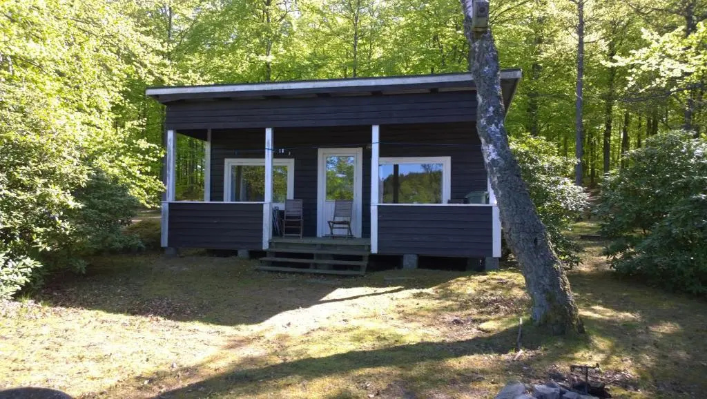 2 Bedrooms Cottage