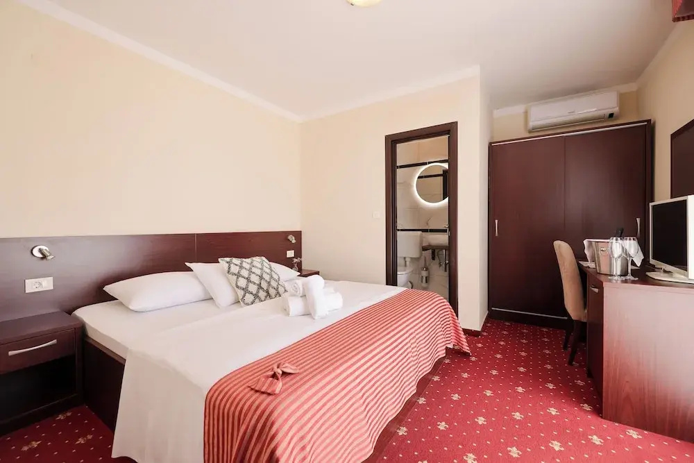 Hotel photo 25