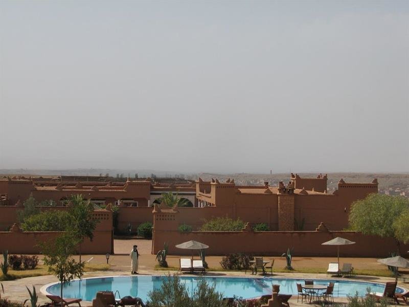 Kasbah Tizzarouine image