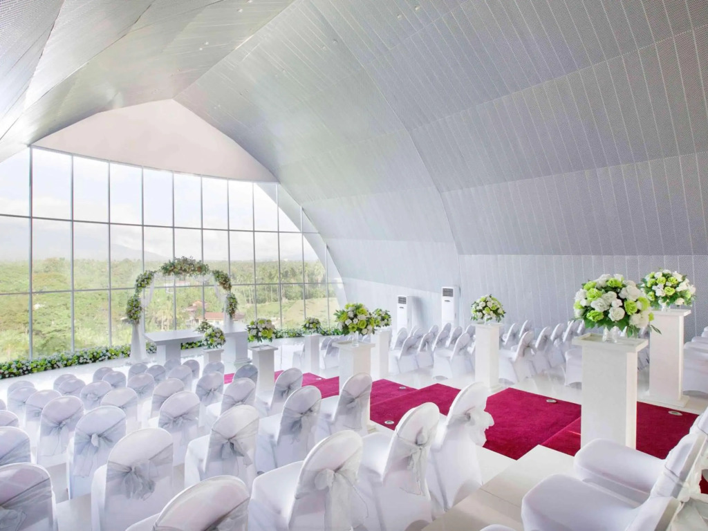 Novotel Manado Golf Resort & Convention Center - фото 20