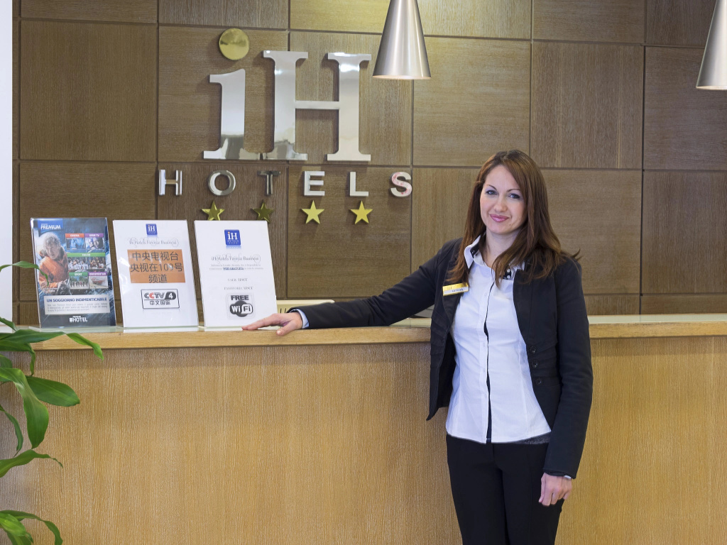IH Hotels Firenze Business - Général