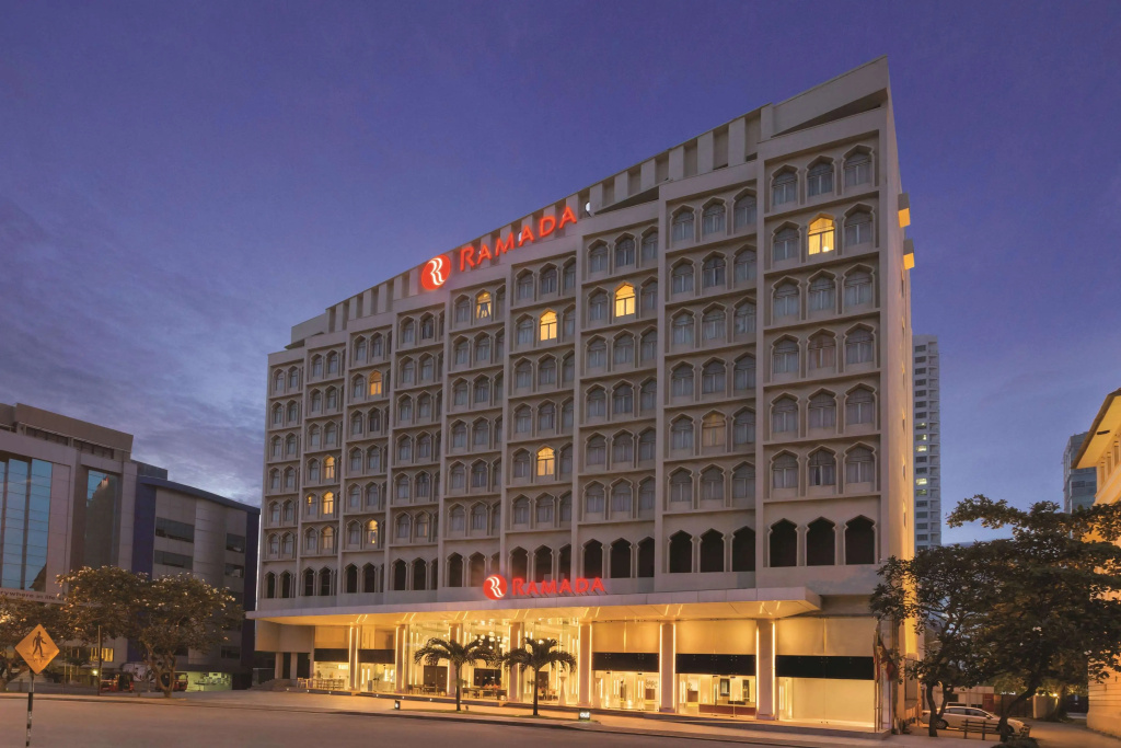 Отель Ramada by Wyndham Colombo — фото