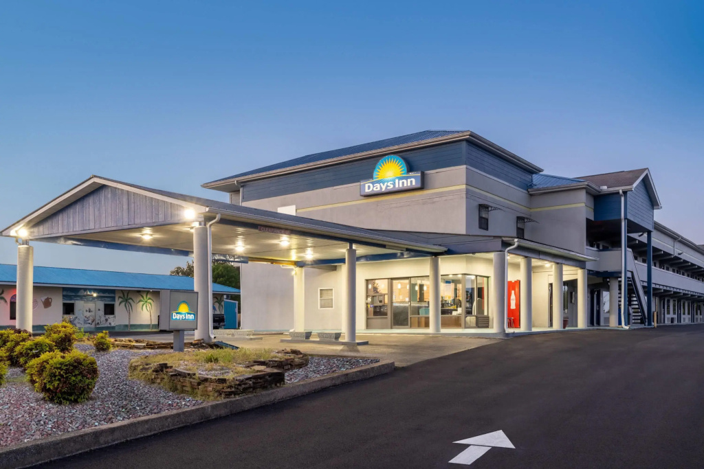 Days Inn by Wyndham Greeneville