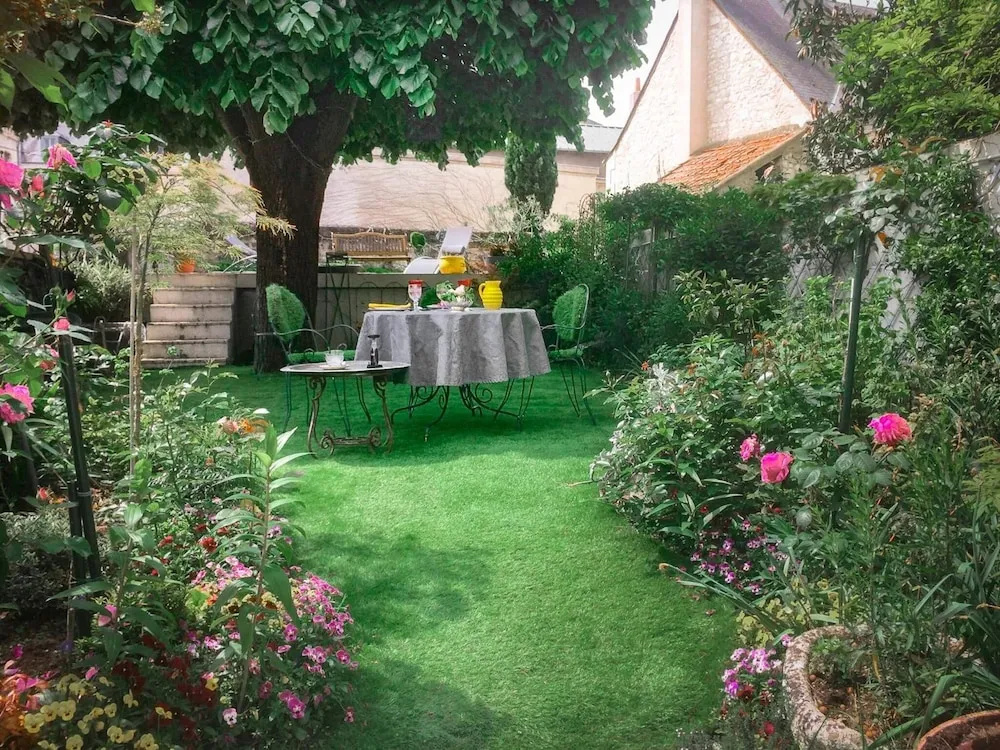 La Maison Charmante