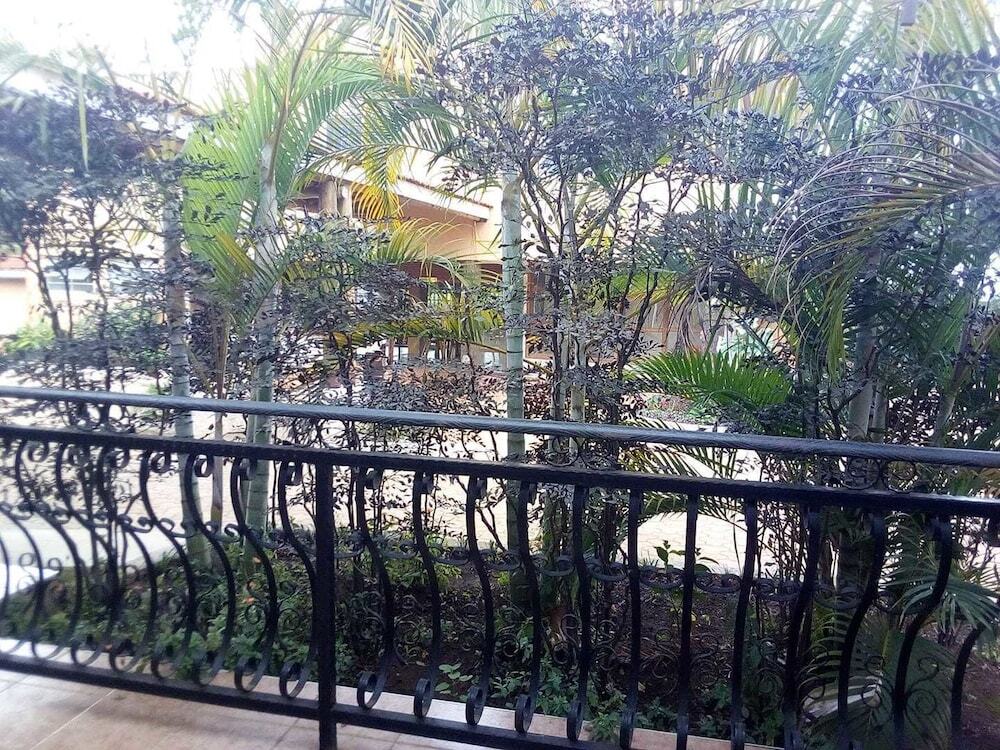 Makanhill Resort Hotel image