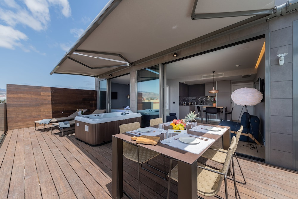 La Marine Luxury Apartments