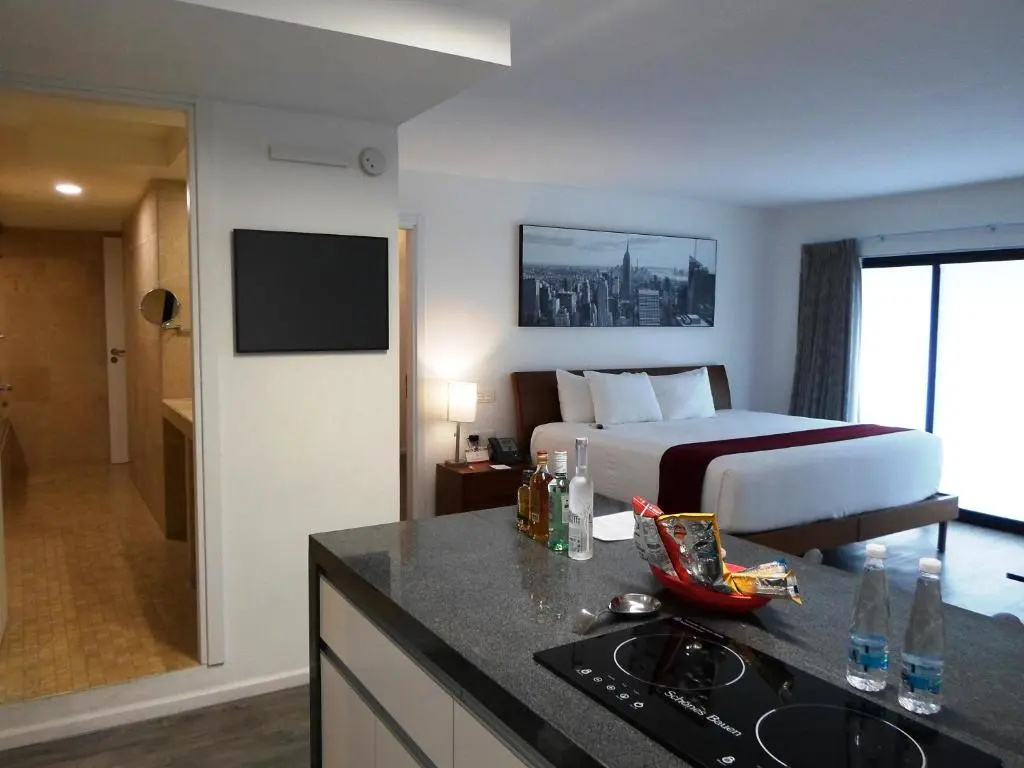 Deluxe Suite