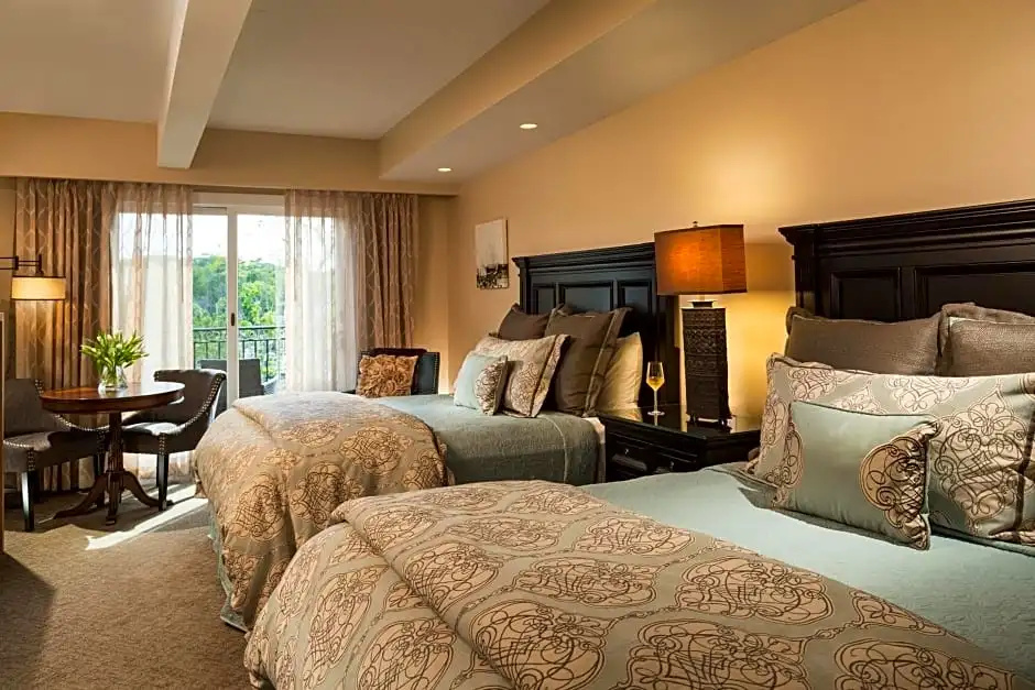 Standard Quadruple room with ocean view