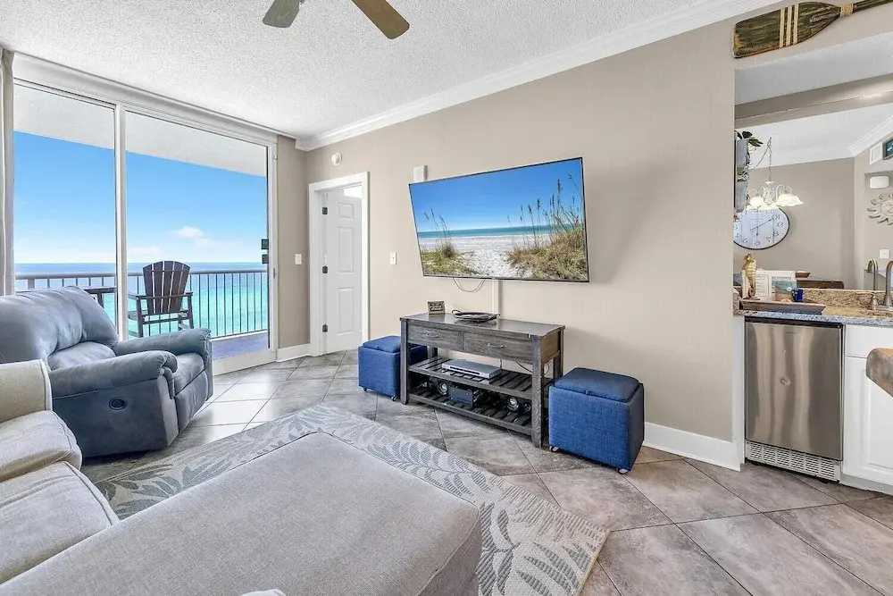 Majestic Beach Towers 2-1005