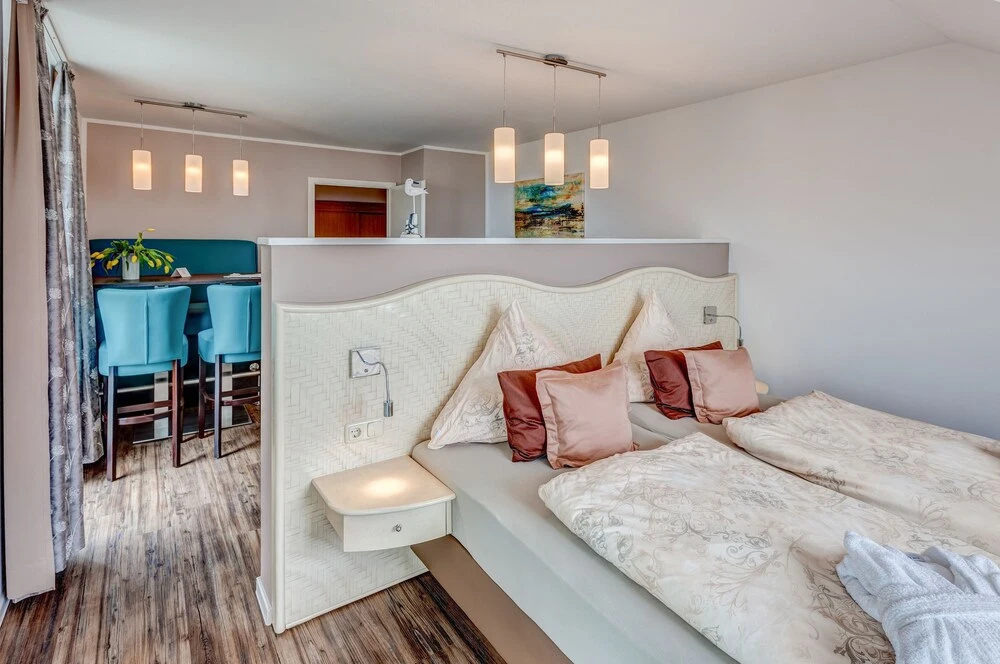 Comfort Double room with balcony and with sea view (full double bed)