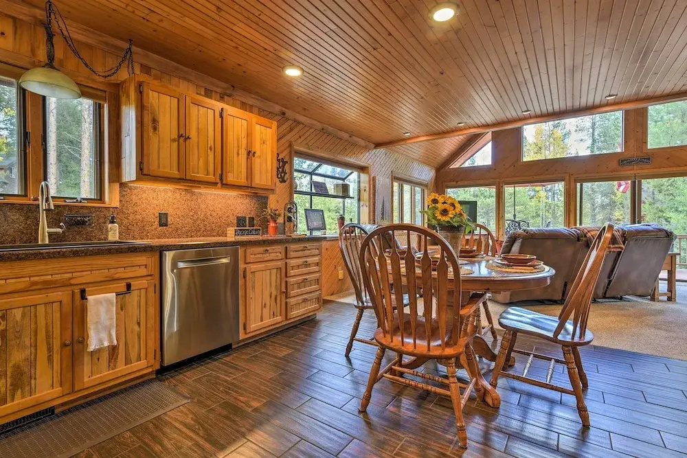 2 Mi to Rocky Mountain Nat'l Park: Cabin w/ Views - фото 8
