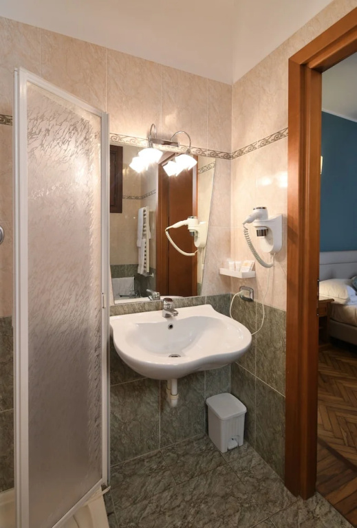 Hotel Cavour - Chambres