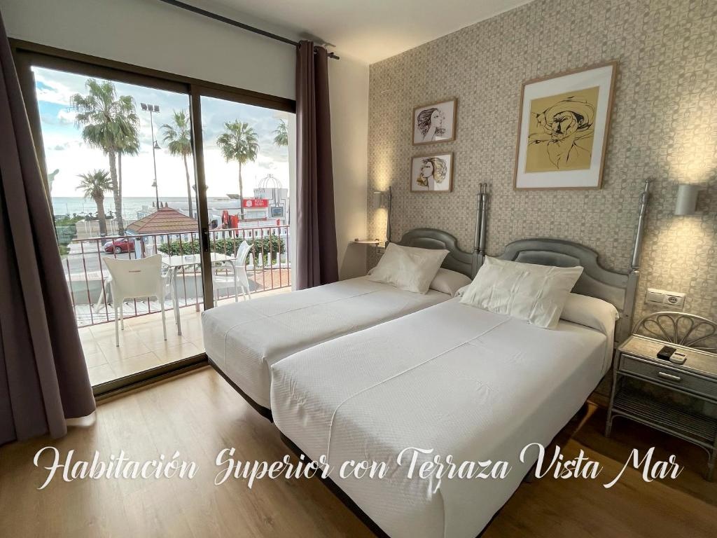Superior Double room with sea view (twin beds)