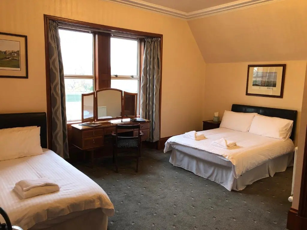 Standard Double room (full double bed)