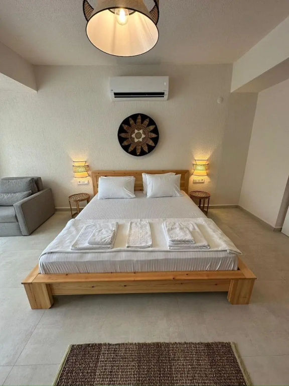 Rue Rooms — 4