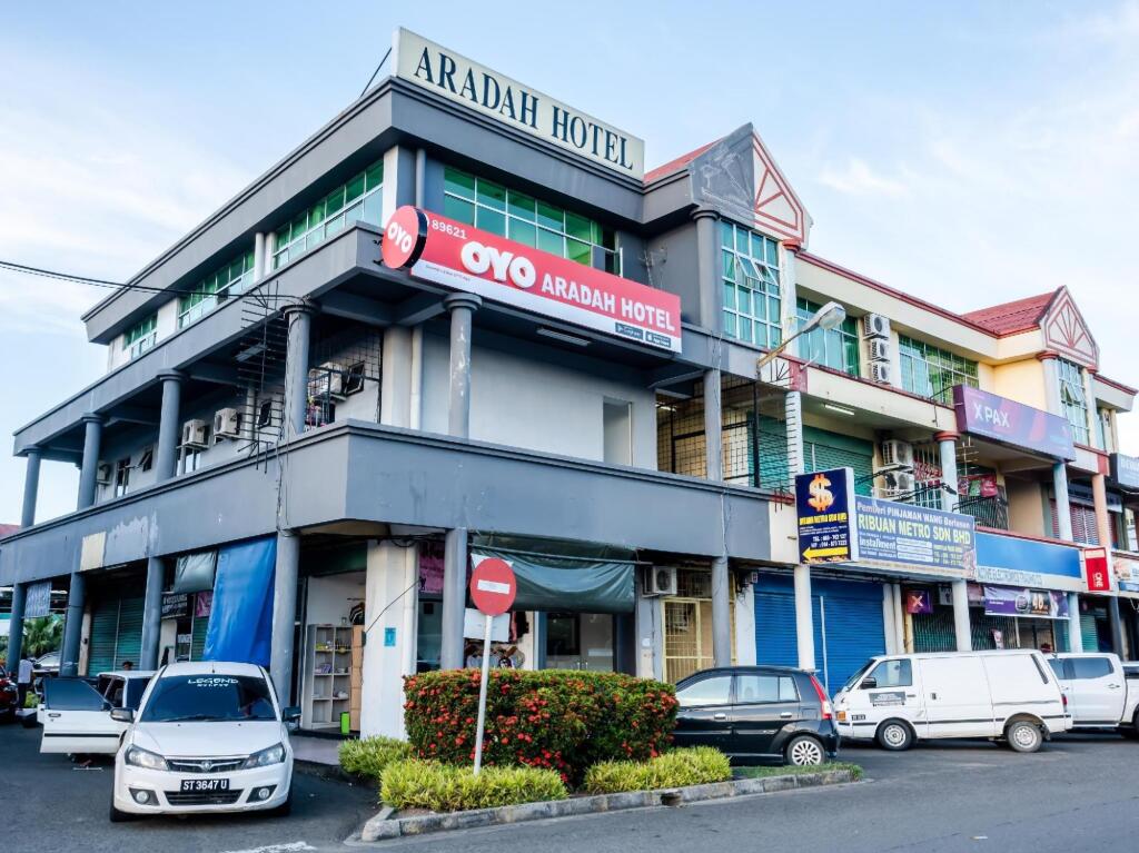 Oyo 89621 Aradah Hotel