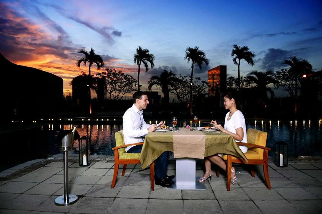 Mövenpick Hotel Jakarta City Centre - фото 41