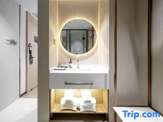 Yunzhishang Hotel (Lijiang Ancient City Xueshan Road)