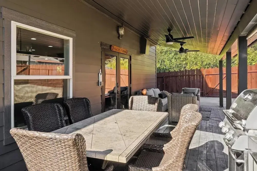 The Three Bears Retreat - King suites