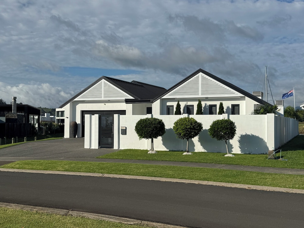 The Whitianga Waterways Boathouse