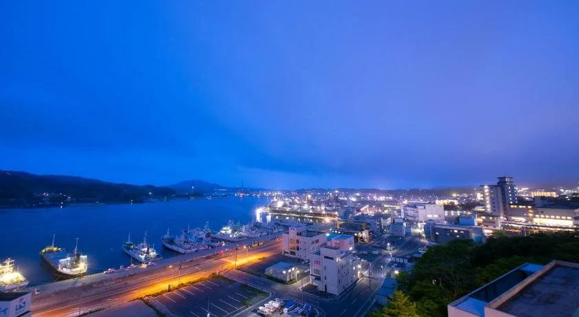Beach & Waterfront