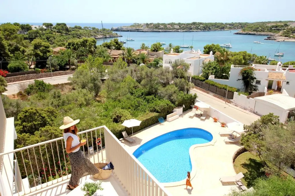 1 Bedroom Apartment with sea view