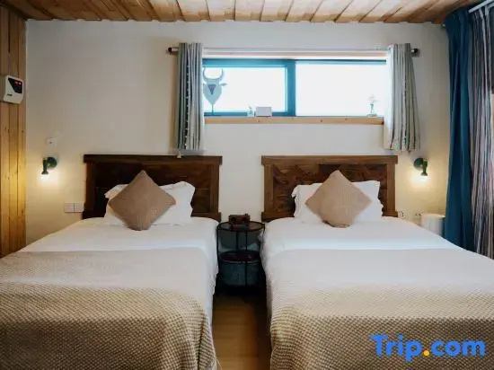 Standard Double room with view (full double bed)