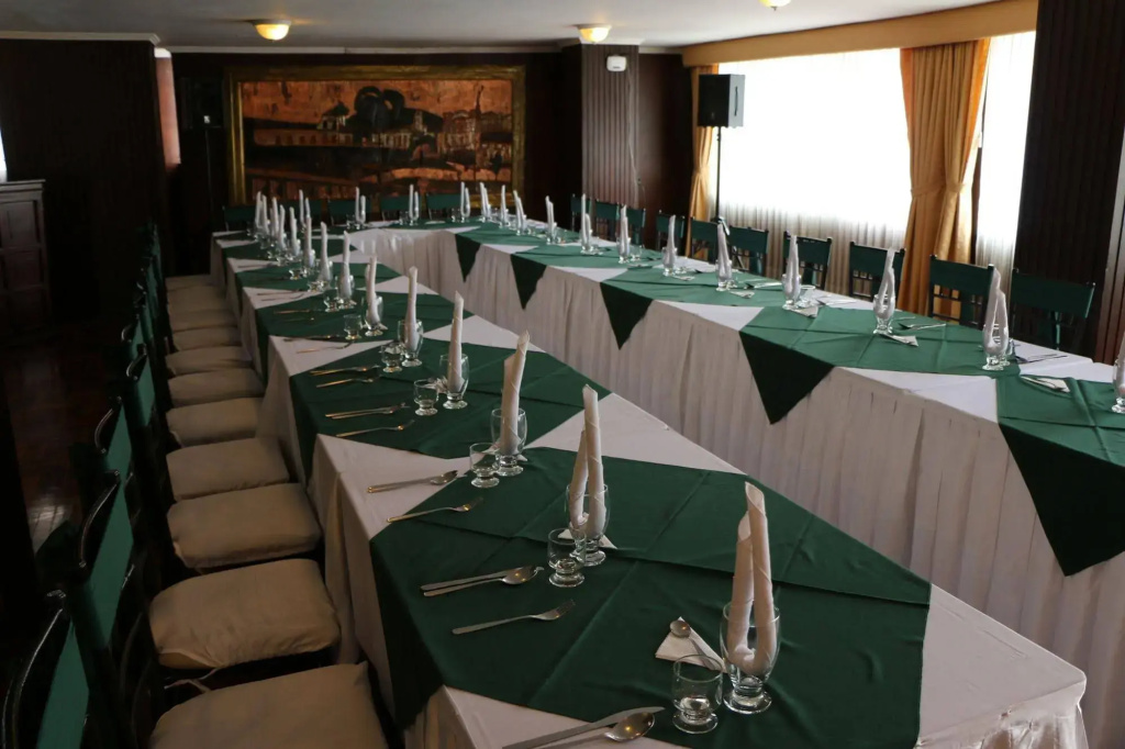 Hotel 6 de Diciembre - Général