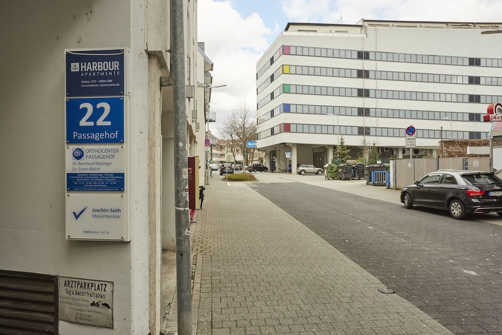 Harbour Apartments