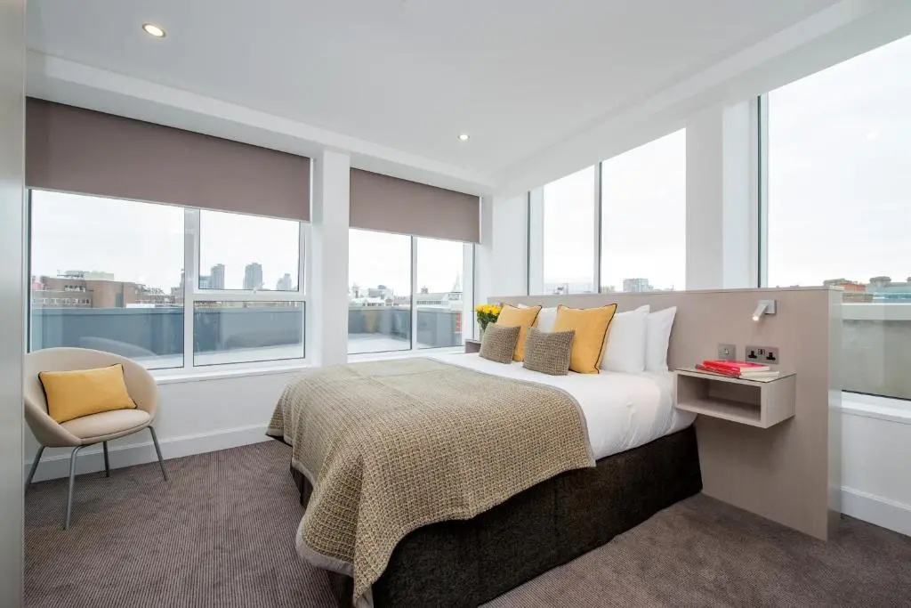 2 Bedrooms Suite